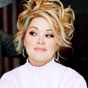 Meet your Posher, Emilie